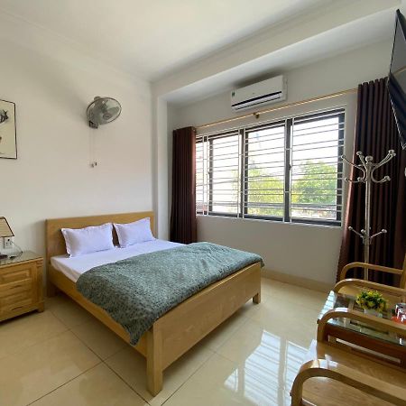 Nha Nghi Manh Binh Bed & Breakfast Hai Phong Bagian luar foto