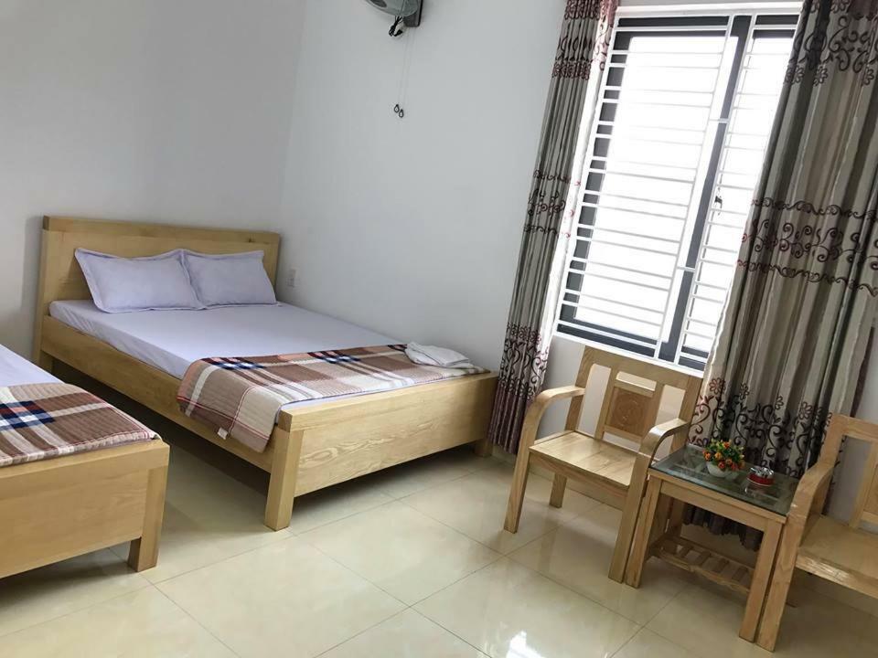 Nha Nghi Manh Binh Bed & Breakfast Hai Phong Bagian luar foto